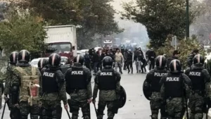 إصابة ما لا يقل عن 300 شخص جراء إطلاق نار من قبل قوات أمن الجمهورية الإسلامية في الأحواز