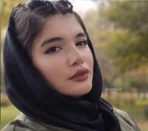 بريا قلاوند، طالبة جامعية من الاحواز قتلت خلال احتجاجات مدينة برند في مركز ایران