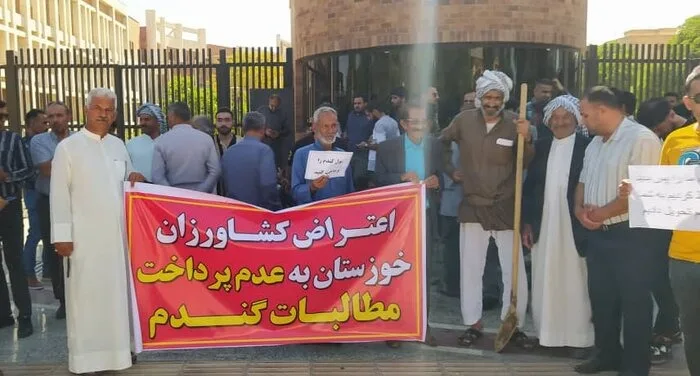الحكومة الايرانية تسرق محاصيل فلاحي الأحواز وحقوق سائقي الشاحنات بـ “الاحتيال”