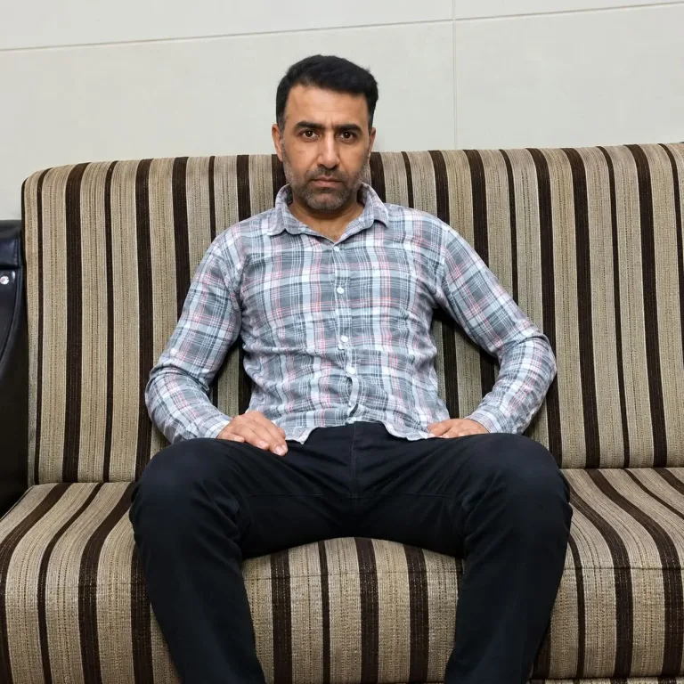 رواية مؤلمة لعائلة حسنيان: «لم يسلمونا جثمان محمود.. وحميد يقول إنهم ينوون قتلي مثل أخي»