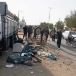 تدمير بسطات بيع الفاكهة في عبادان على أيدي موظفي البلدية
